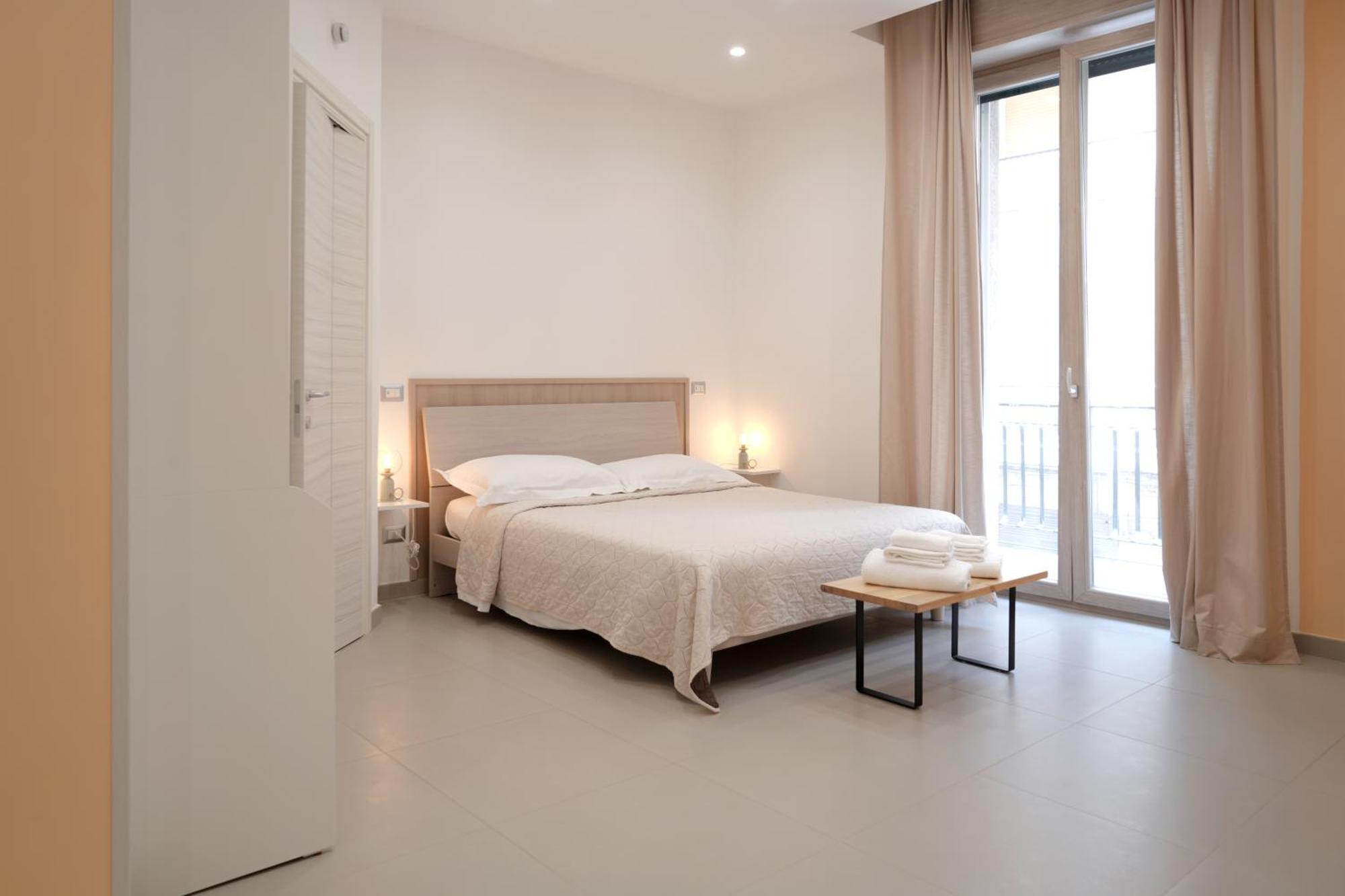 B&B Gasparrini Rooms Naples Exterior photo